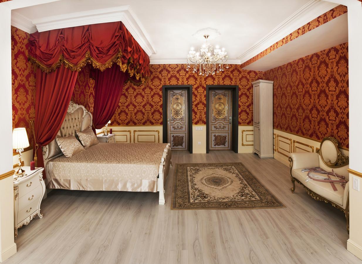 Dating Hotel Cherry Twins (Adults Only) Kiev Eksteriør bilde